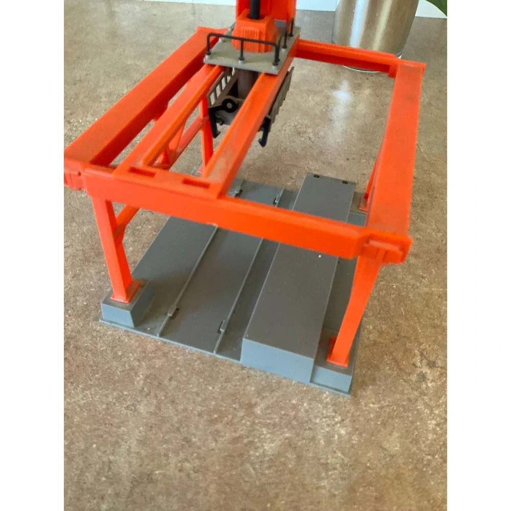 Vintage Tyco HO Scale Train Container Loader Unloader Gantry Crane Accessory